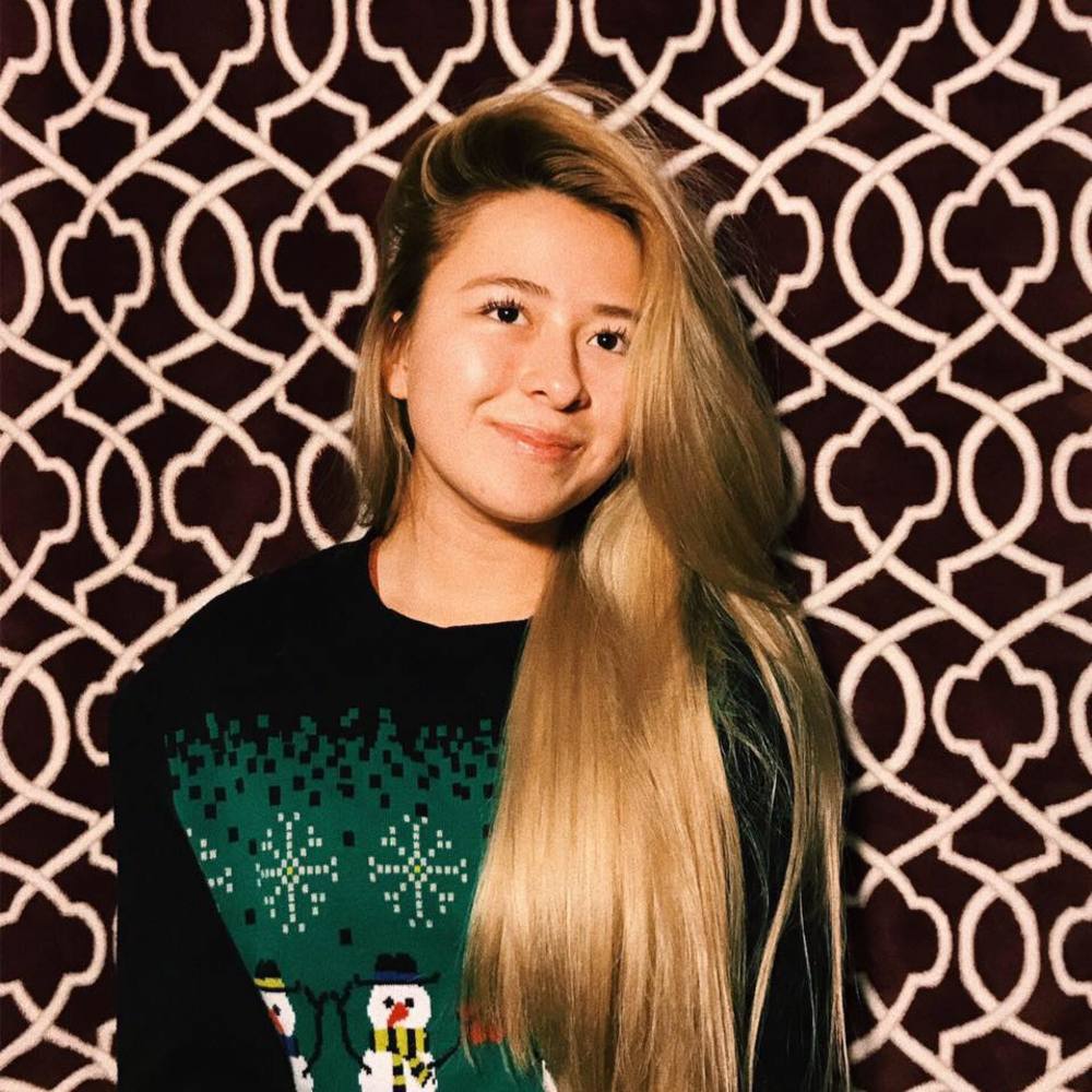 Meet your Posher, Emily